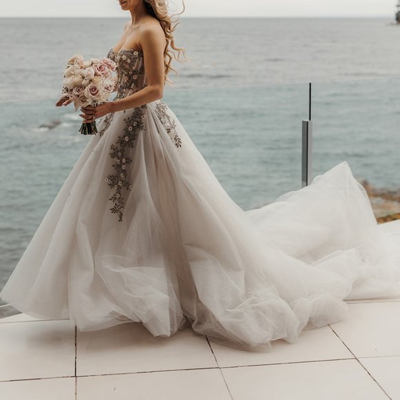 Aelin Couture Wedding Dress - Galia Lahav - Picture 8 of 9